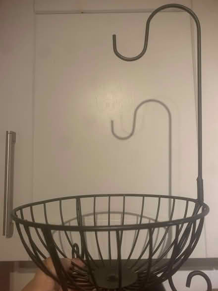 Photo of free Fruit Bowl with Hanger for Bananas (Orpington) #1