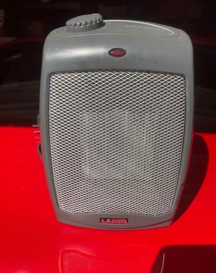Photo of free Small electric heater (West San Jose near Cupertino) #1