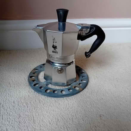 Photo of free Bialetti coffee & hob plate (Benhall GL51) #1
