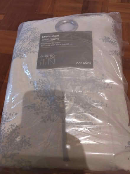 Photo of free Brand new curtains to give away (Friern Barnet N12) #1