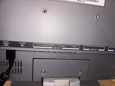 Photo of free Toshiba 20WLT56B 20’’ LCD TV Freeview/Tilt/Swivel Stand (Lemsford AL8) #3