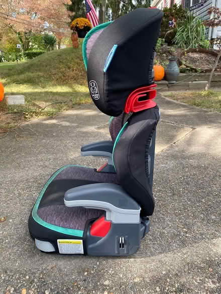 Photo of free Child’s Car seat (Media, 19063) #3