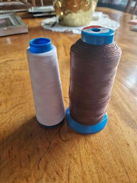 Photo of free Cotton reels. (Castor) #1