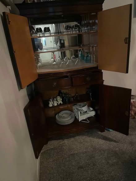 Photo of free Vintage drinks cabinet (Methilhill KY8) #4