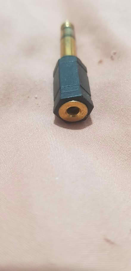 Photo of free 3.5mm to1/4 jack adaptor (IG6) #2