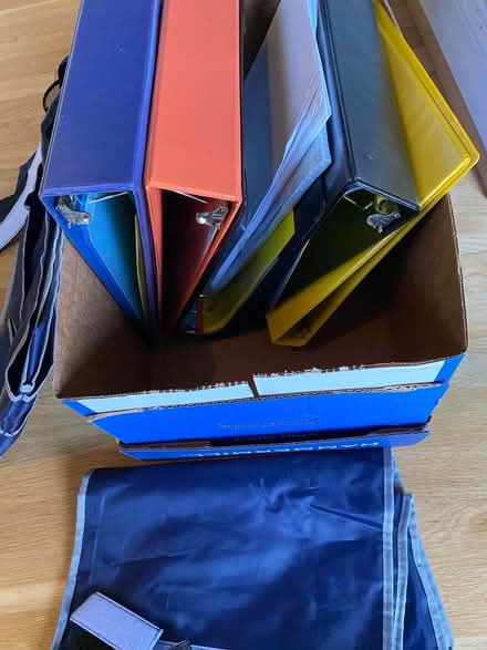 Photo of free Dorm room necessities (Font Hill) #2