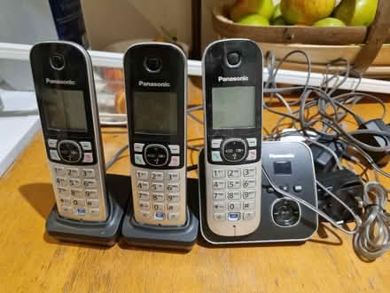 Photo of free Panasonic 3 x telephone system (Wallingford OX10 0LY) #1