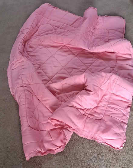 Photo of free Old fashioned quilts (Poolbrook WR14) #2