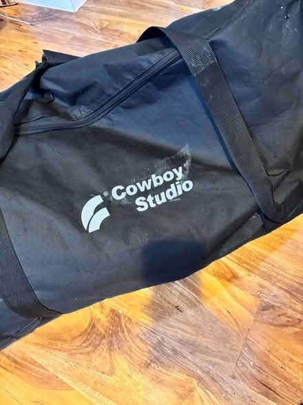 Photo of free Professional lights kit (SW2) #4