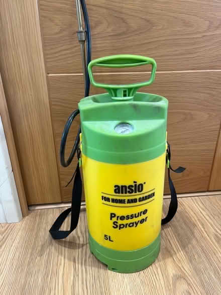 Photo of free Garden pressure sprayer. (Perivale W13) #1