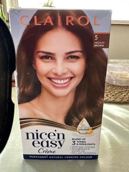 Photo of free Hair dye perm brown new in box (Salvington bn13) #1