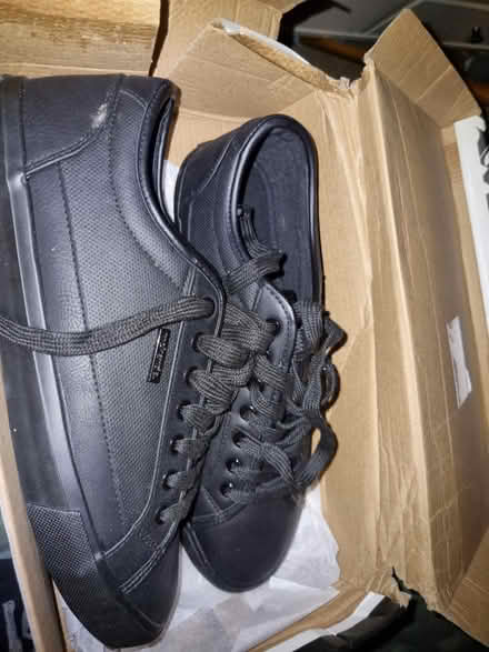 Photo of free Black MENS McKenzie trainers (SE5) #3