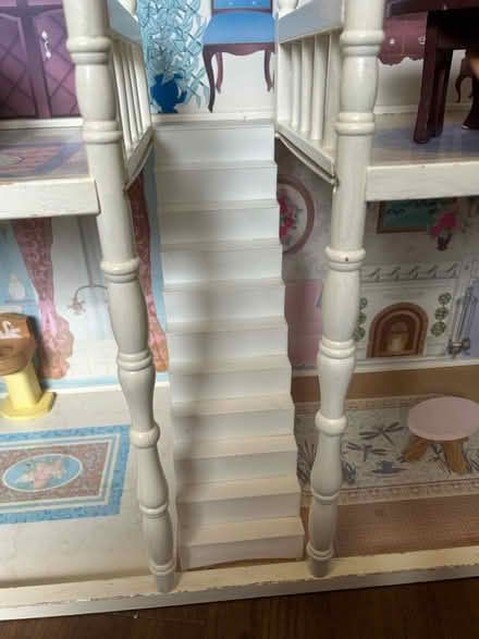 Photo of free Sindy Barbie dolls house (ME15 8) #3