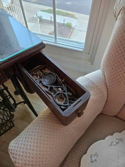 Photo of free Antique sewing machine (Centre Ridge Regent) #2