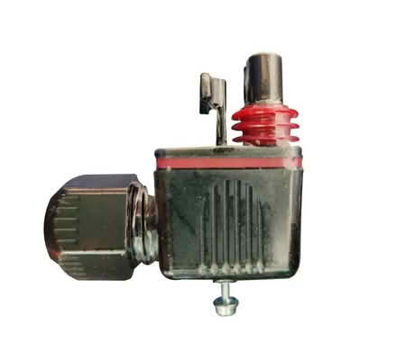 Photo of Grundfos Alpha2 central heating pump connector (IP1) #3