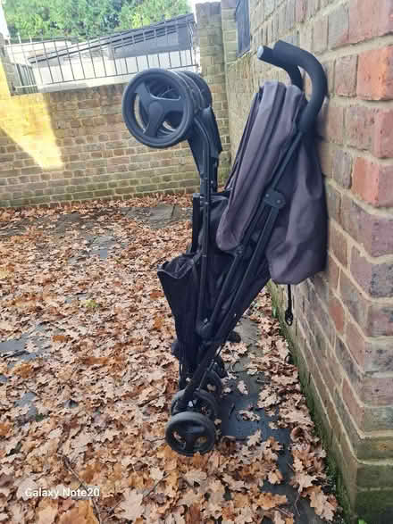 Photo of free Graco TraveLite Compact Stroller/Pushchair - (Norcot RG30) #4
