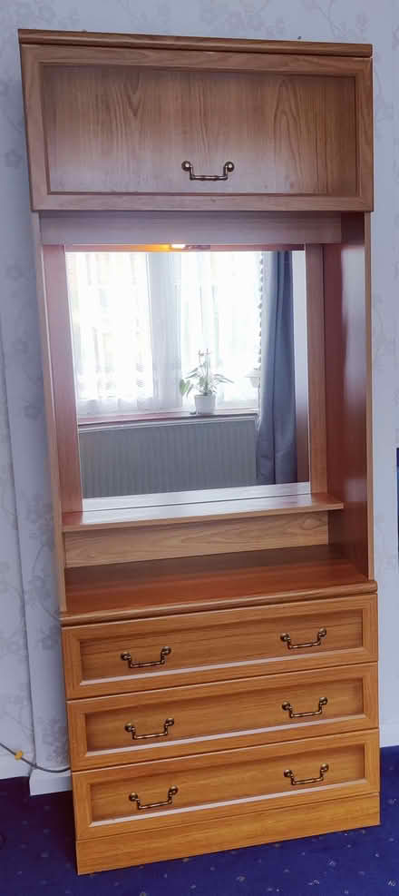 Photo of free Bedroom furniture (Croxley Green WD3) #1