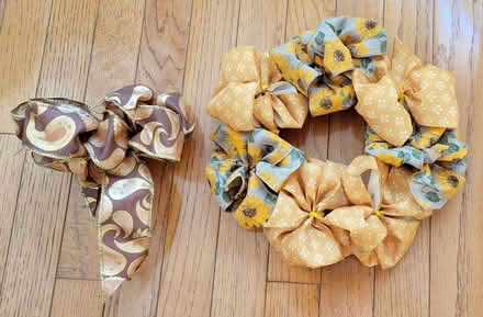 Photo of free Pre-made bow/ribbon (Prospect Heights) #1