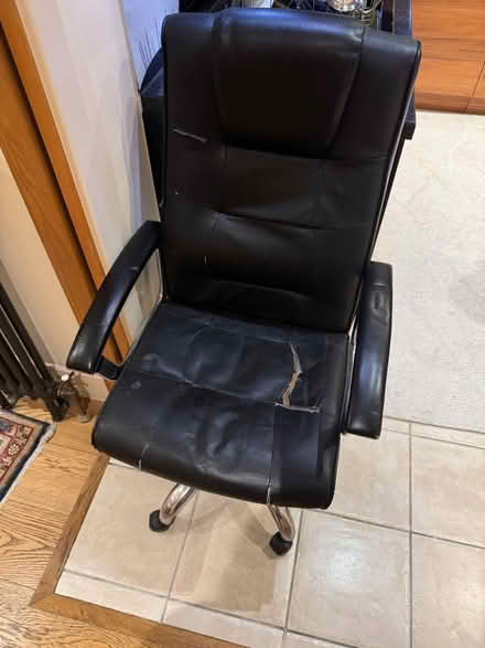 Photo of free Office chair (Kensington W8) #1