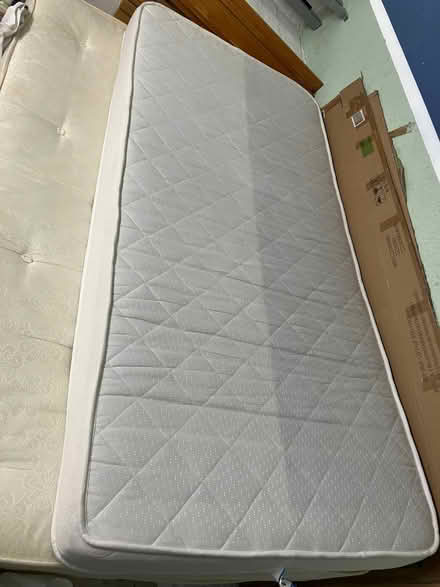 Photo of free Single bed with mattress (AB31) #4