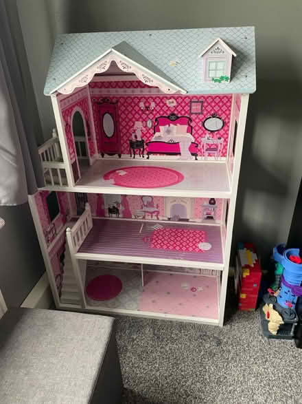 Photo of free Dolls house (Cleckheaton Bd19) #1