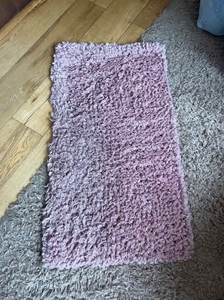 Photo of free Pink rug (Sherwood NG5) #1
