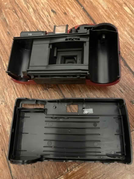 Photo of free Film camera with flash (Lauriston EH3) #2