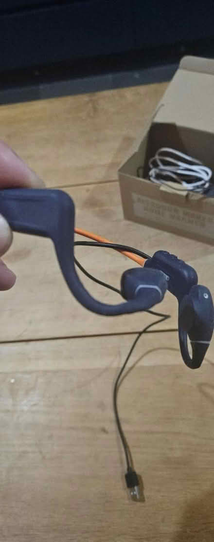 Photo of free Creative bone conduction earphones (Wantage, OX12) #2