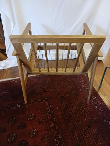 Photo of free MCM (style) chair (East Silver Spring) #2