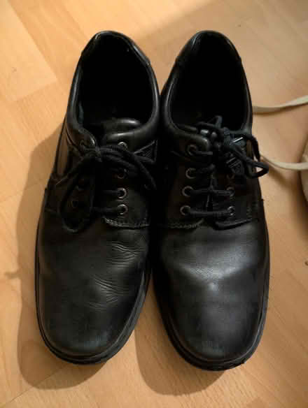 Photo of free Men shoes size 9.5 (Brentford TW8) #1