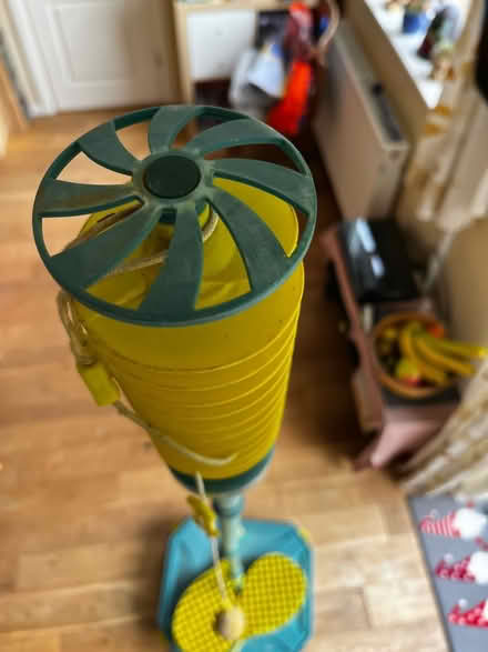 Photo of free Swing Ball set (Central Woodley RG5) #1