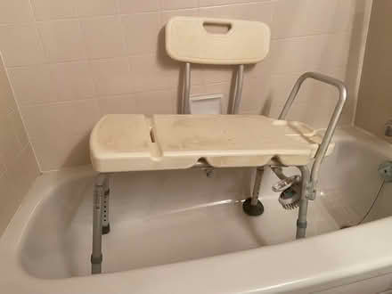 Photo of free Bath Transfer bench (Streetsville) #1