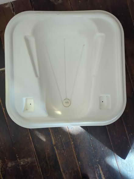 Photo of free Baby bath (Croydon CR7 postcode) #1