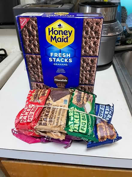 Photo of free Snacks:Graham Crackers & Fig Bars (Harlem) #2