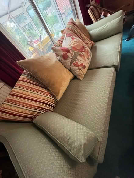 Photo of free 4 seater sofa (Derby Road Ilkeston de7 5) #2