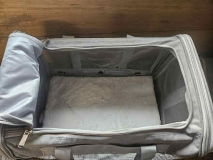 Photo of free Carrier for cat/small dog (Hewell B97) #2