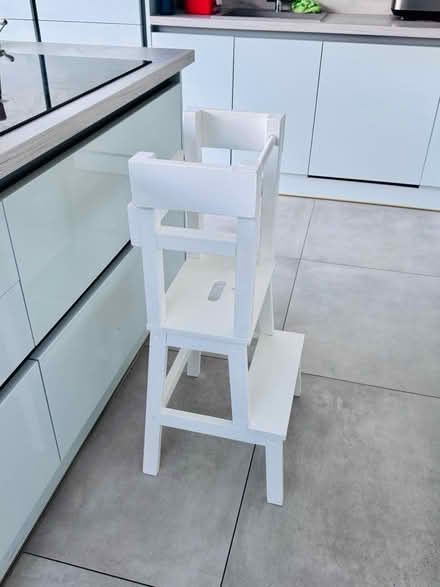 Photo of free Kitchen stall / steps for child (Southend SS1) #1