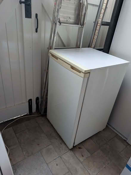 Photo of free Fridge (Broxbourne EN10) #3