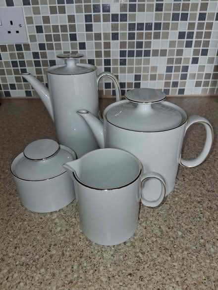 Photo of free Tea and Coffee Pots (Hoddesdon EN11) #1