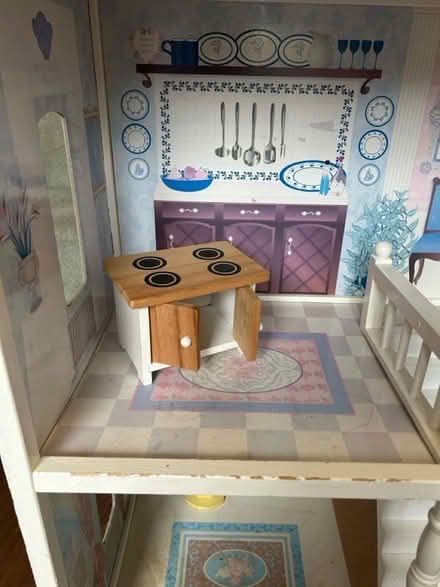 Photo of free Sindy Barbie dolls house (ME15 8) #4