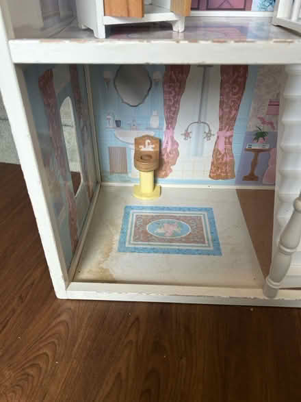 Photo of free Sindy Barbie dolls house (ME15 8) #2