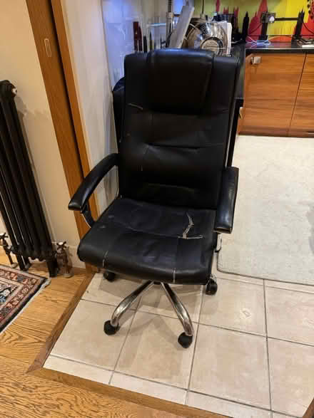 Photo of free Office chair (Kensington W8) #2
