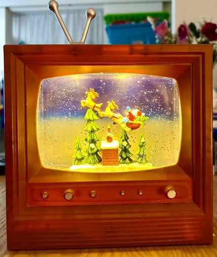 Photo of free Christmas music toy. RM13 8TP (Rainham) #2