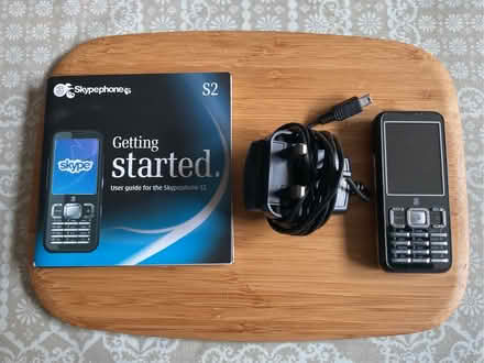 Photo of free Very old non smart mobile phone (West Hill TN34) #1