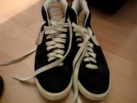 Photo of free Men shoes size 9 (Brentford TW8) #1