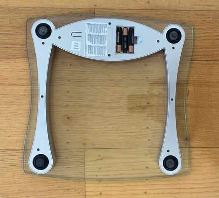 Photo of free TAYLOR glass bathroom scale (San Carlos-El Camino near Hull) #3