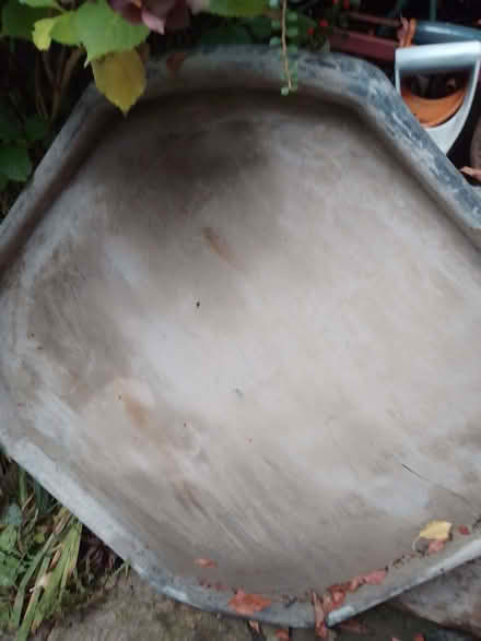 Photo of free Mixing board (Brownsover CV21) #1