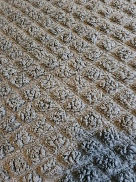 Photo of free Warm duvet cover king size Chad (DE21) #1