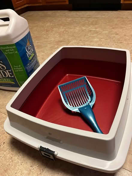 Photo of free Cat litter box (Hopewell Junction) #1