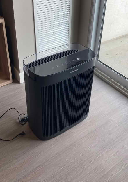 Photo of free air purifier (Windsor) #1